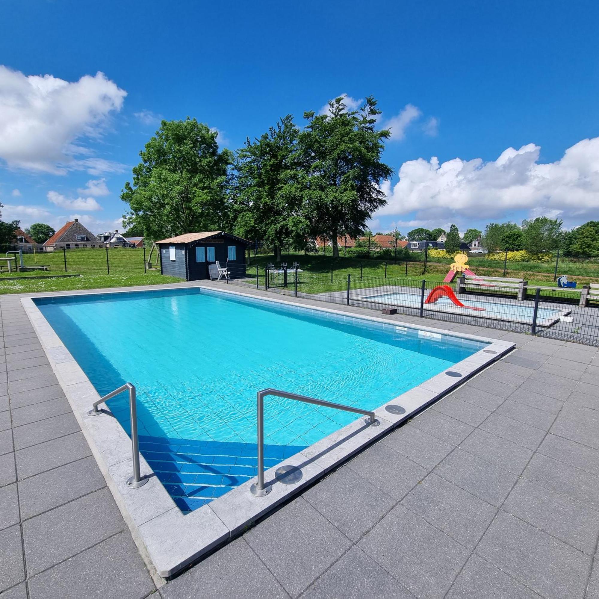 Luxus Familienvilla Mit Jacuzzi & Sauna Tzummarum Екстер'єр фото