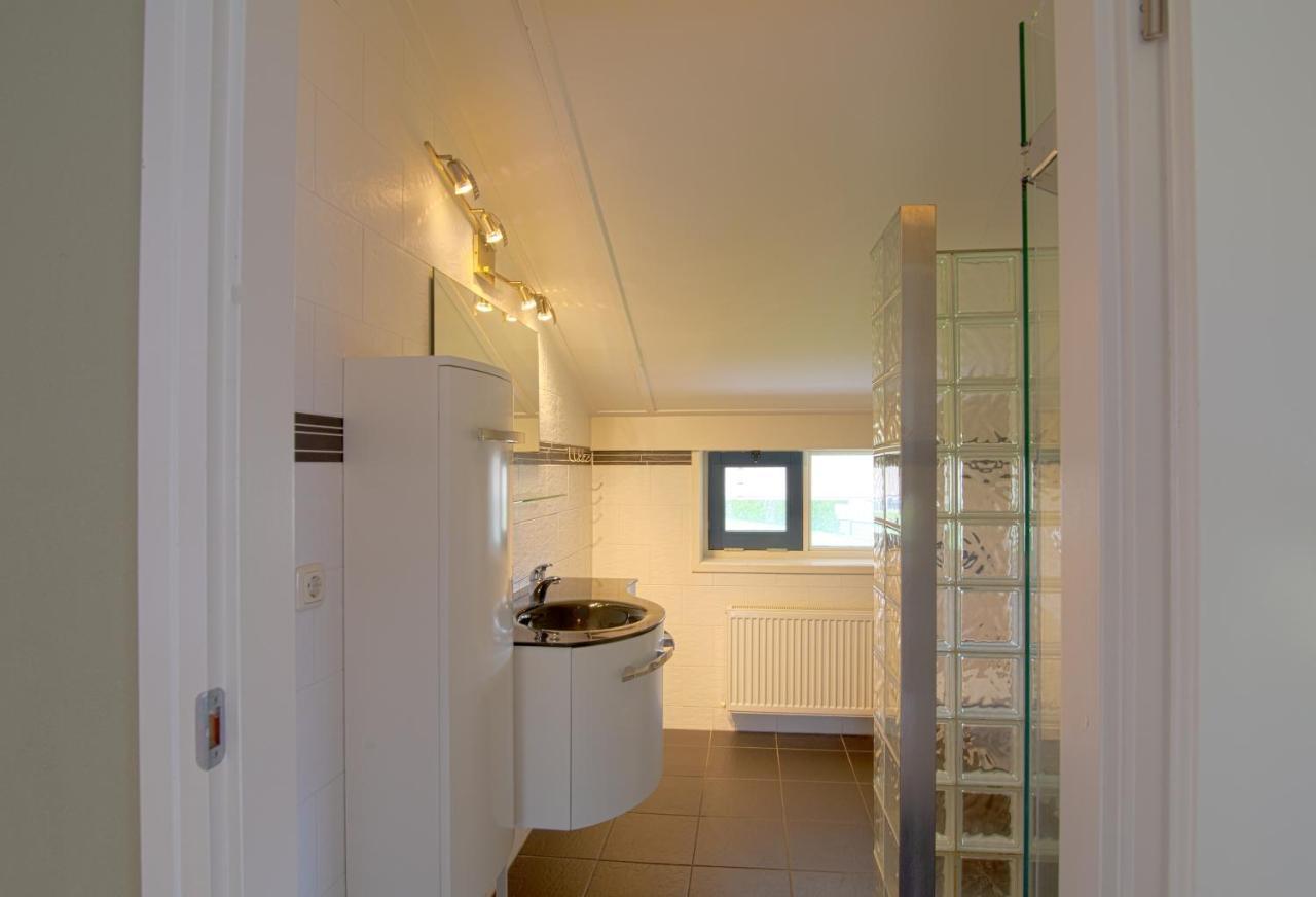 Luxus Familienvilla Mit Jacuzzi & Sauna Tzummarum Екстер'єр фото